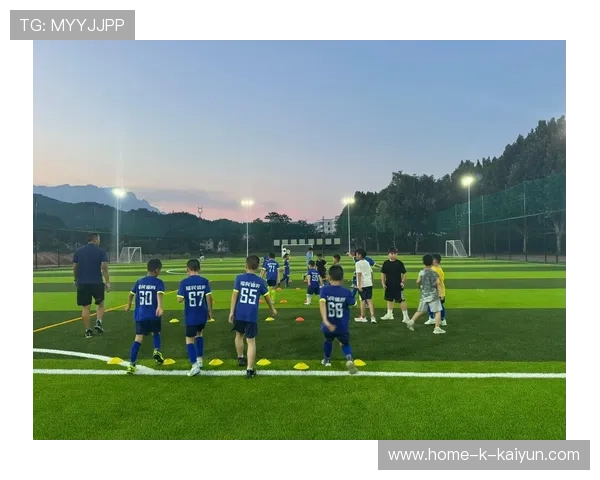 琑队如何完善青训学员的学业保障机制，青训班学员