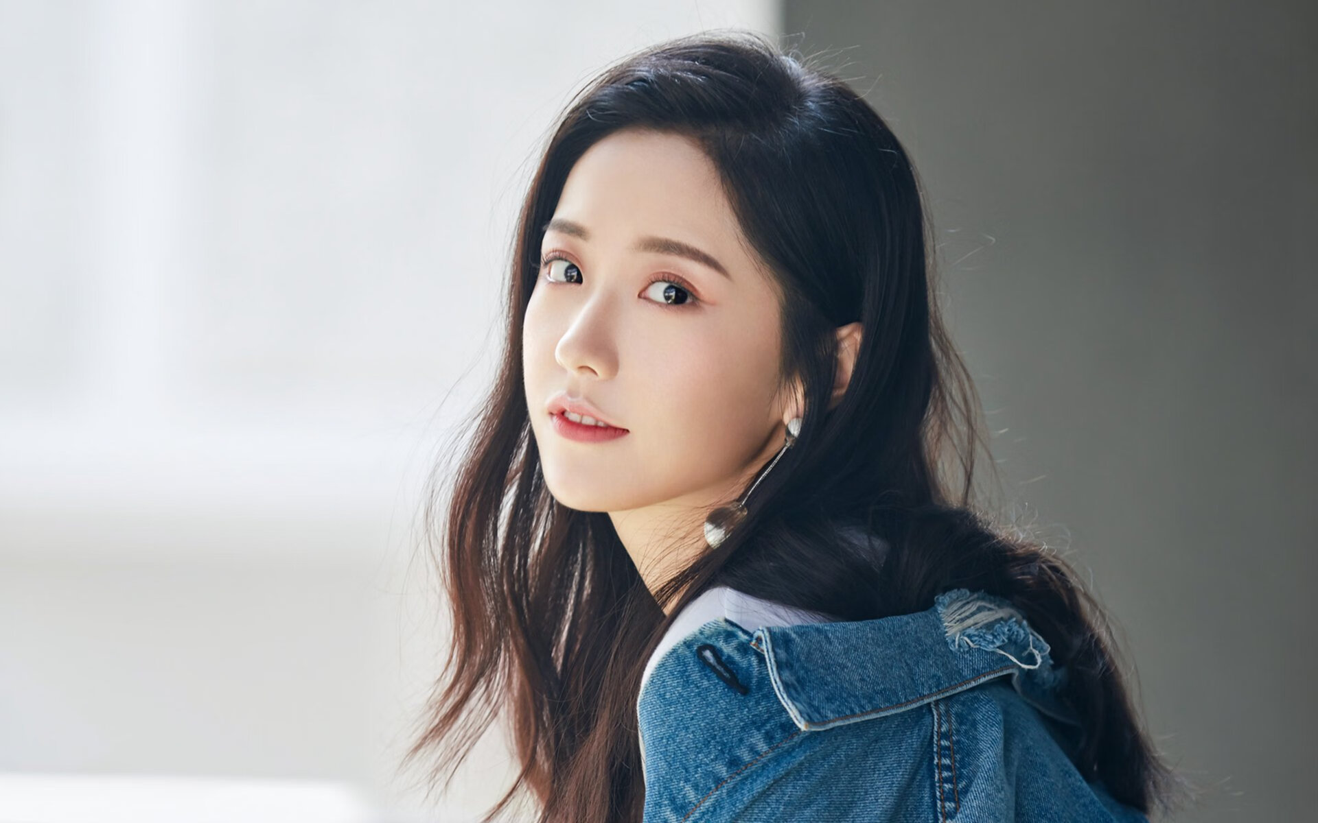 开云官网-赛季尾声任务重要球员累积红黄牌策略调整