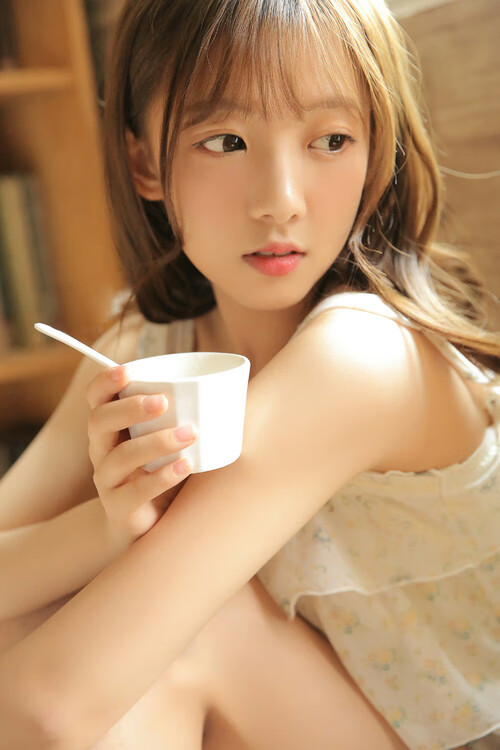 艾比·德尔福：全场高效的防守表现，令对方攻势屡屡受阻，艾德比尔送水案例