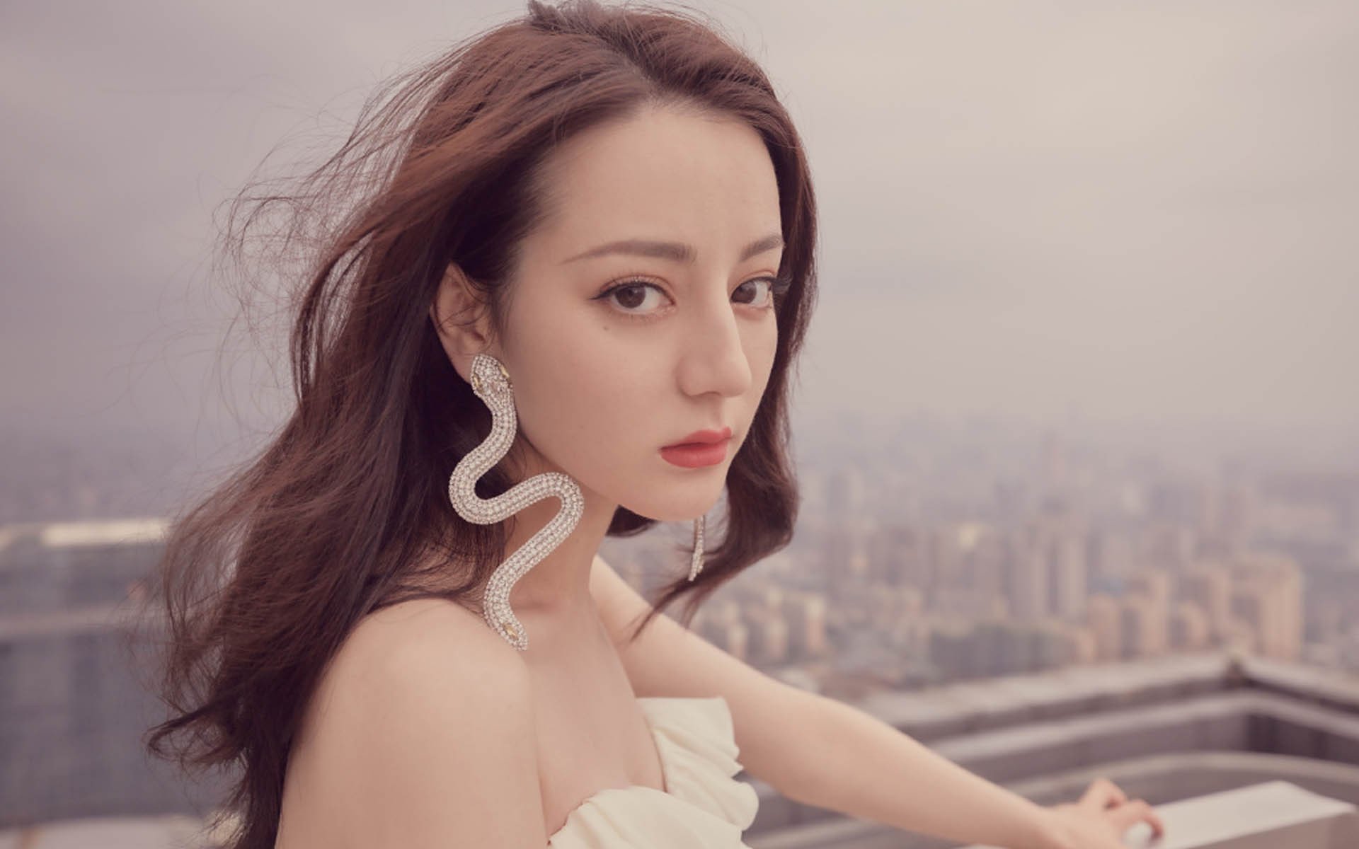 足球赛事评论节目收视率持续走高，足球赛事评论节目收视率持续走高怎么办